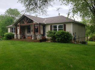 10316 Dunham Rd, Hartland, MI 48353