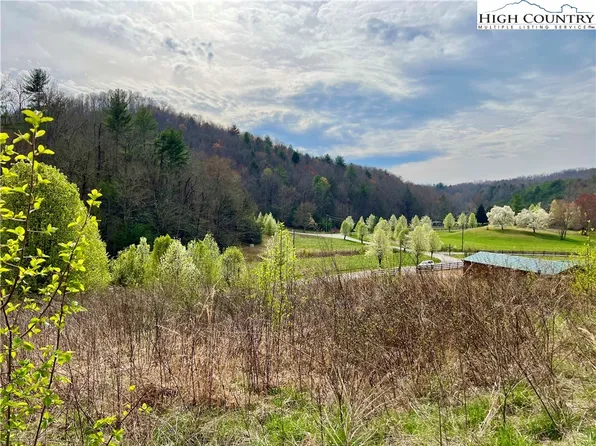 5.69 acres, Lot 504 Equestrian Drive, Lenoir, NC 28645
