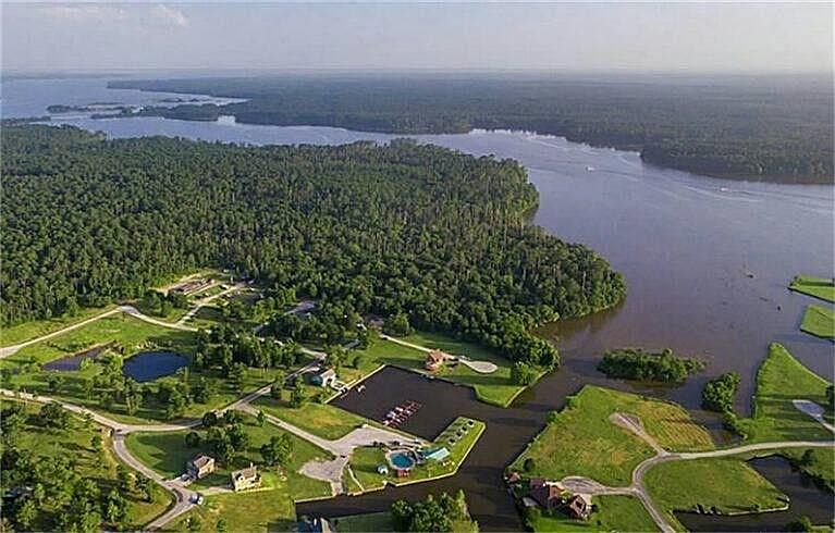 1st image of 102 Wildwood Lake Dr N