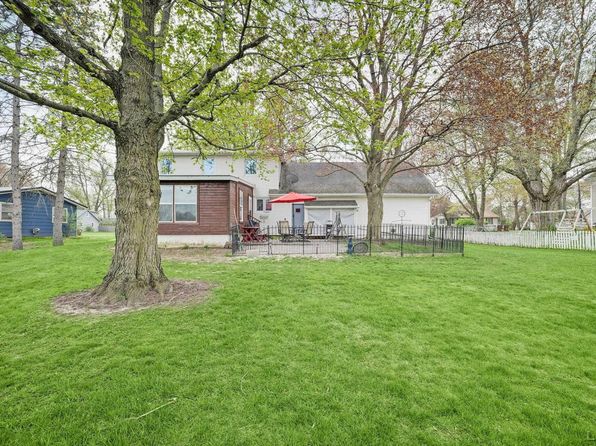 202 Franklin St, Blissfield, MI 49228