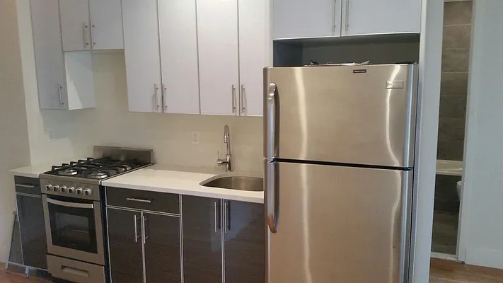 Rented by Nooklyn NYC LLC | media 6