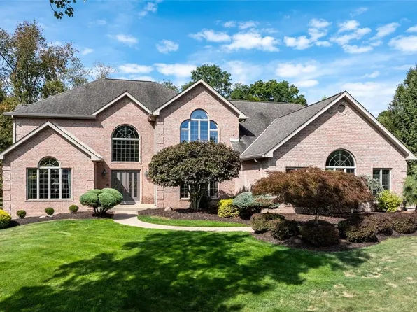 104 Pin Oak Ct, Venetia, PA 15367