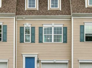 418 Revolution Ct, Newark, DE 19702