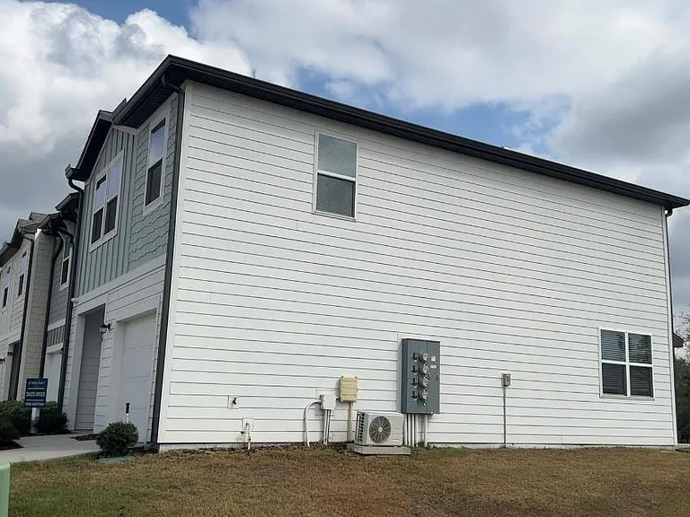 306 Madison Dr — Photo 33