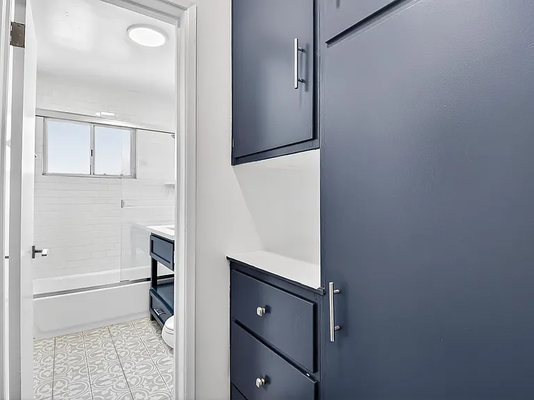936 Cedar Avenue — Photo 14