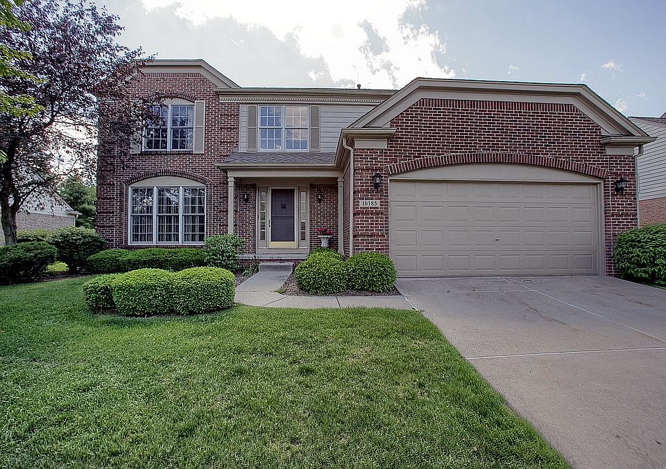 2nd image of 16185 Country Knoll Dr #305