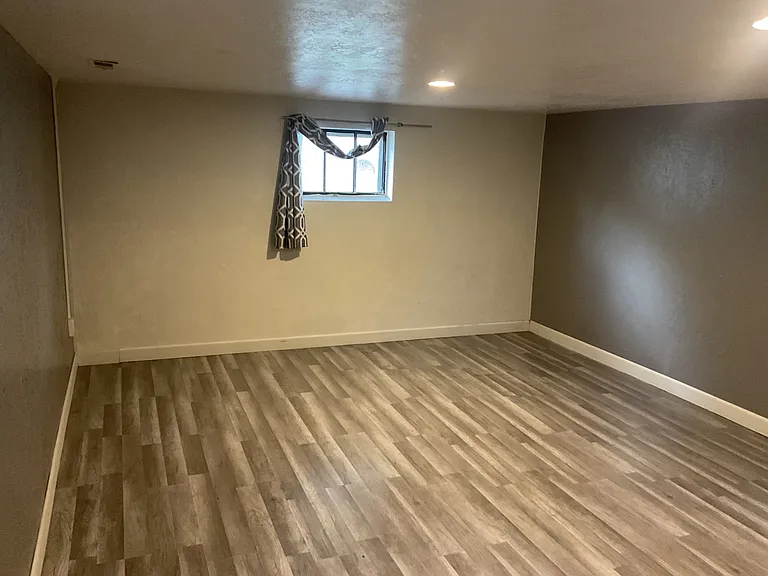 820 W 2nd St #816 — Photo 31