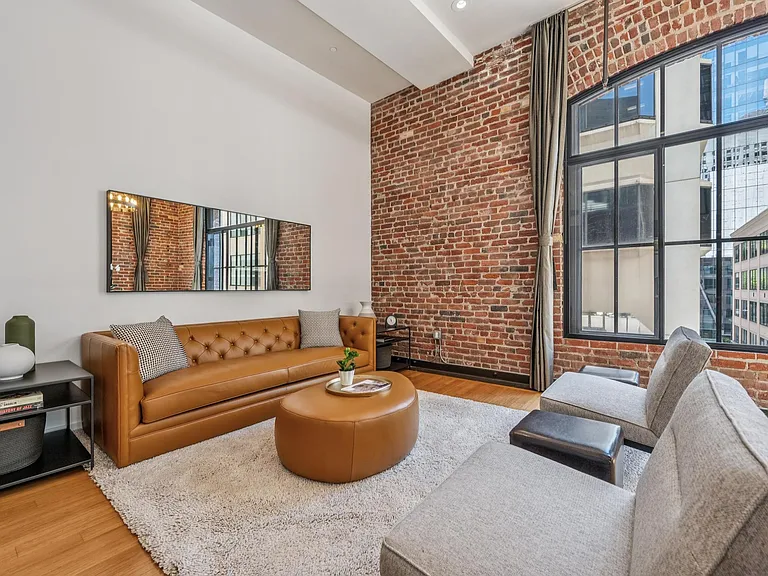 16 Jessie St #405 — Photo 4