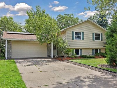 13382 Ferris Ave, Apple Valley, MN, 55124
