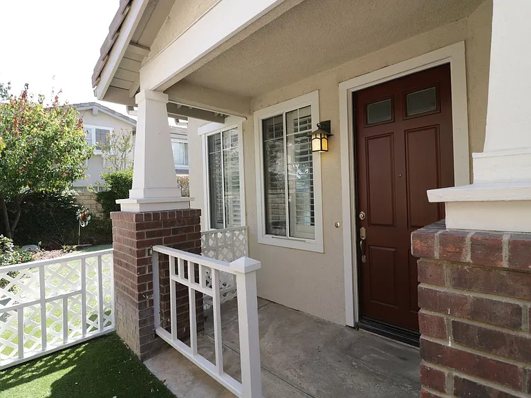 26504 Bryce Rd — Photo 2