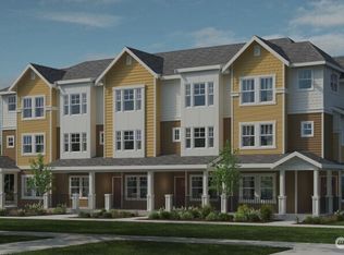 19288 NE 69th Cir UNIT 102, Redmond, WA