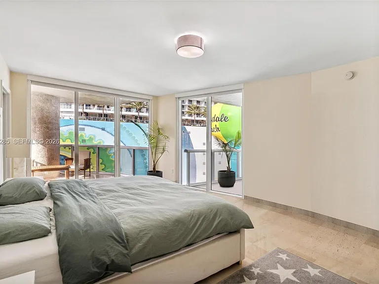 1800 S Ocean Dr #1010 — Photo 17