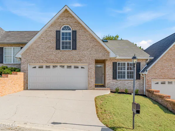 220 El Grande Ln, Lenoir City, TN 37771