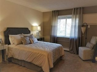 1707 N Arbogast St APT 1F, Griffith, IN 46319