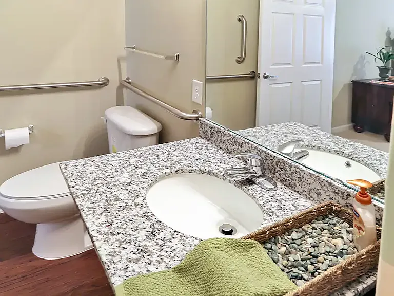 Summit Apartments — Photo 11