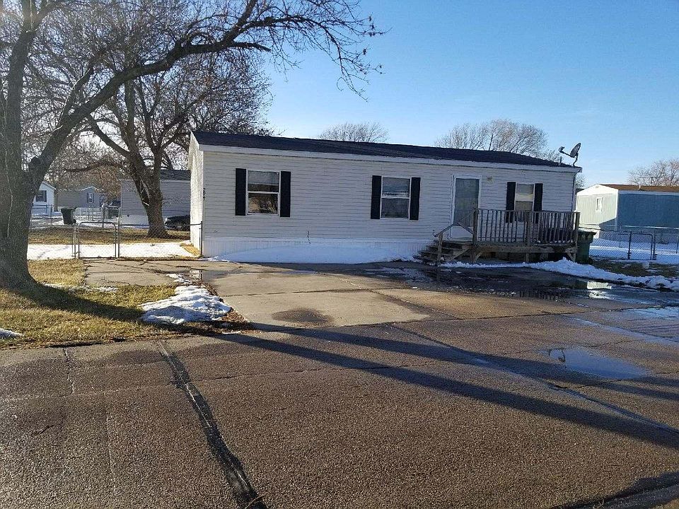 1st image of 2900 Grand Ave Lot 294