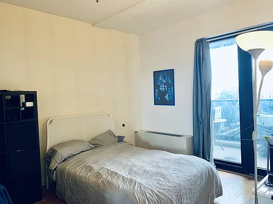 Rented by Compass | media 31