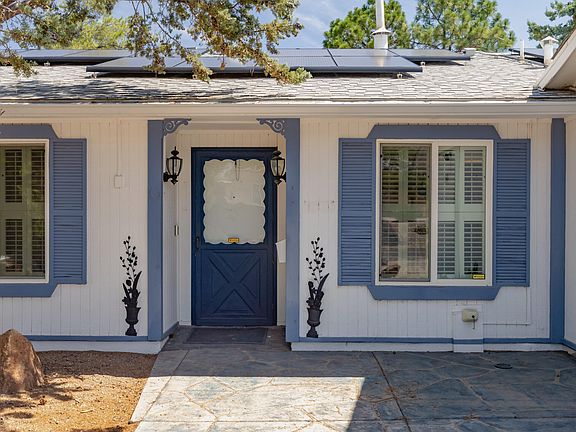 2nd image of 10000 Park Ln NW