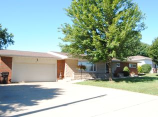 22 Beech Dr, Clinton, IL 61727