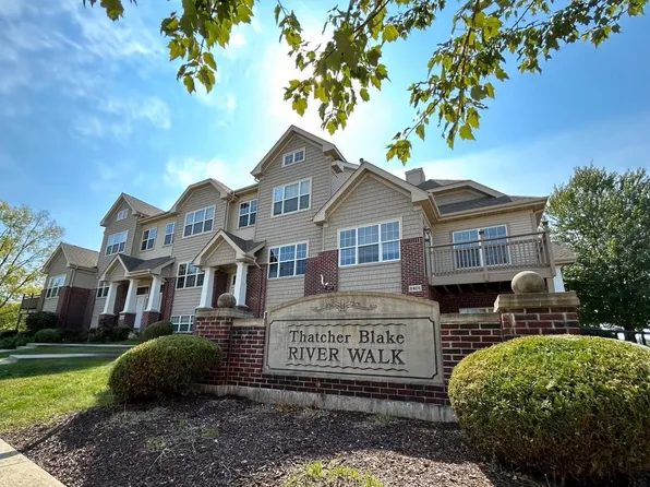 2401 River Oaks Ln Unit 3, Rockford, IL 61102