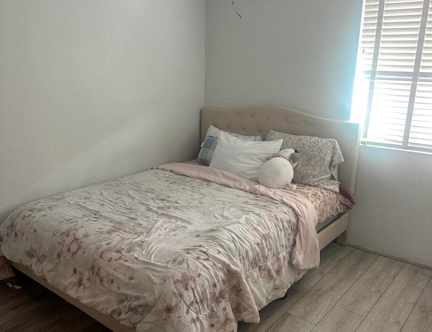 4 bed, 2.0 bath, 1810 sqft, $2,995 — Photo 4