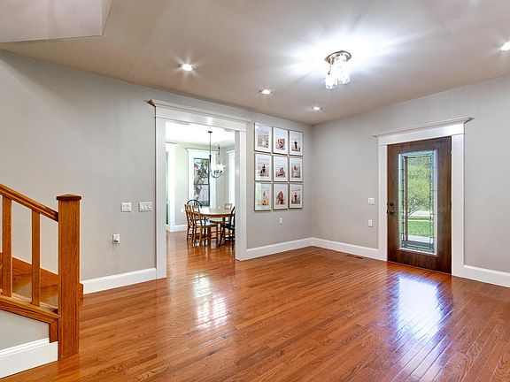 5th image of 14524 Ibson Ave
