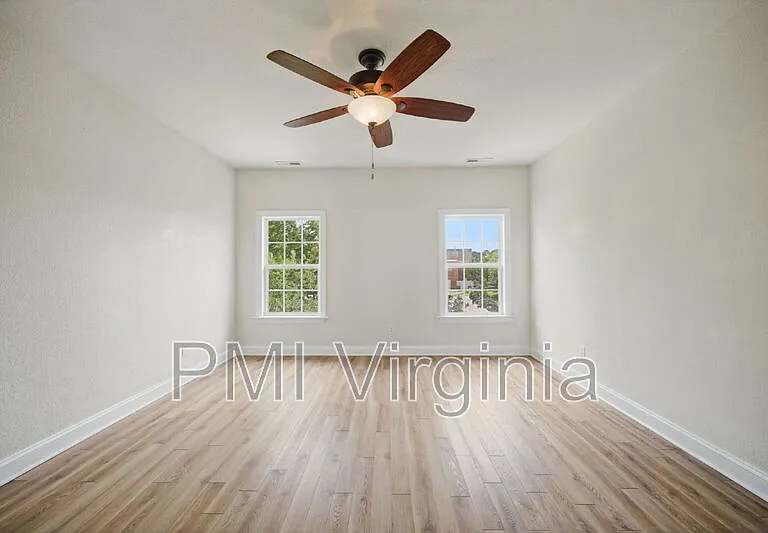 810 Great Marsh Ave — Photo 9