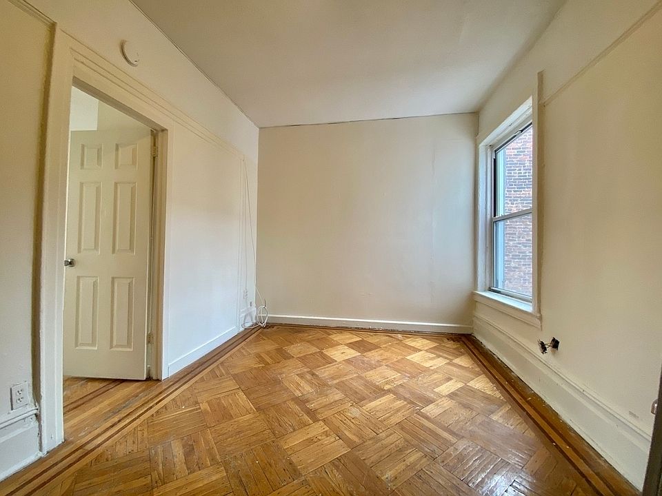1st image of 552 Lincoln Pl #4M