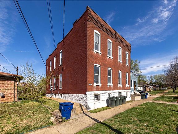 3rd image of 3741 Salena St