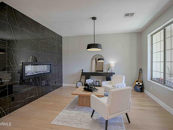 3rd image of 32840 N 43RD Street