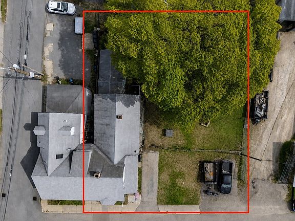 2nd image of 17-19 Whitehall Rd