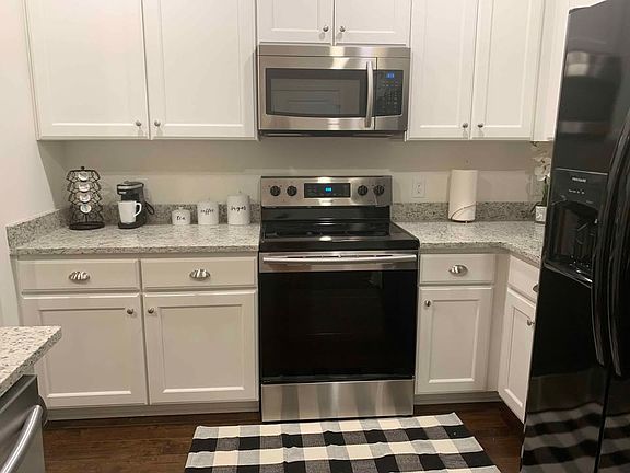 5th image of 193 Woodward Rd #3