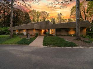 4150 Whitewater Creek Rd NW, Atlanta, GA 30327