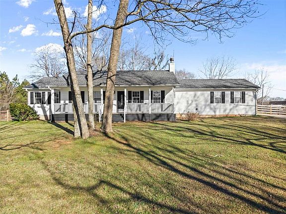 4th image of 117 Ridgeway Ter