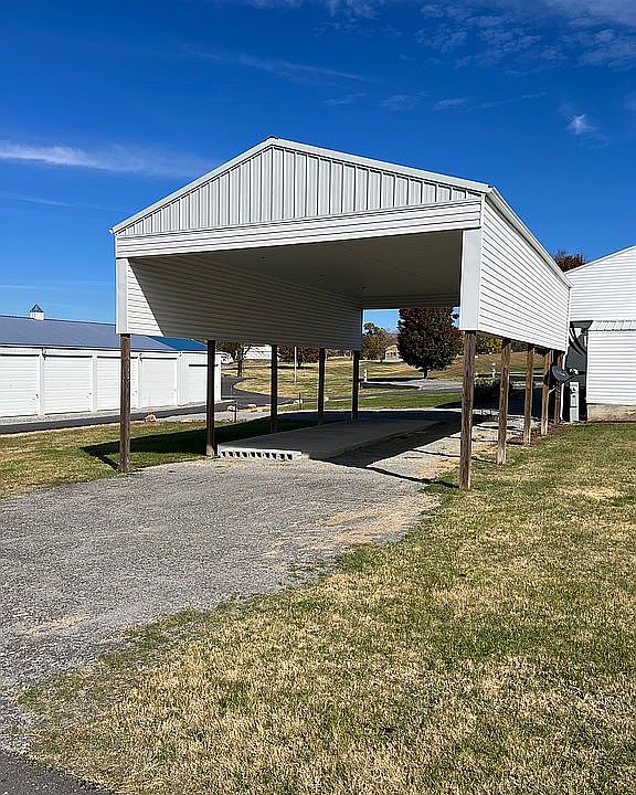 193 State Highway 1383 Wolf Creek Resort Park J 67, Russell Springs, KY 42642 Zillow