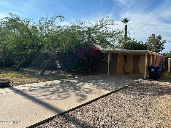 2nd image of 4648 E PALM Lane