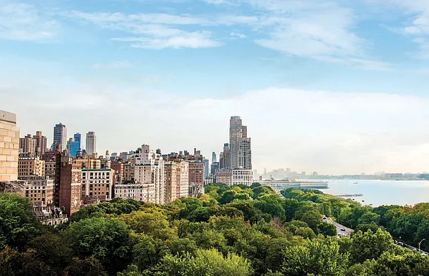 Rented by Thor Equities | media 4