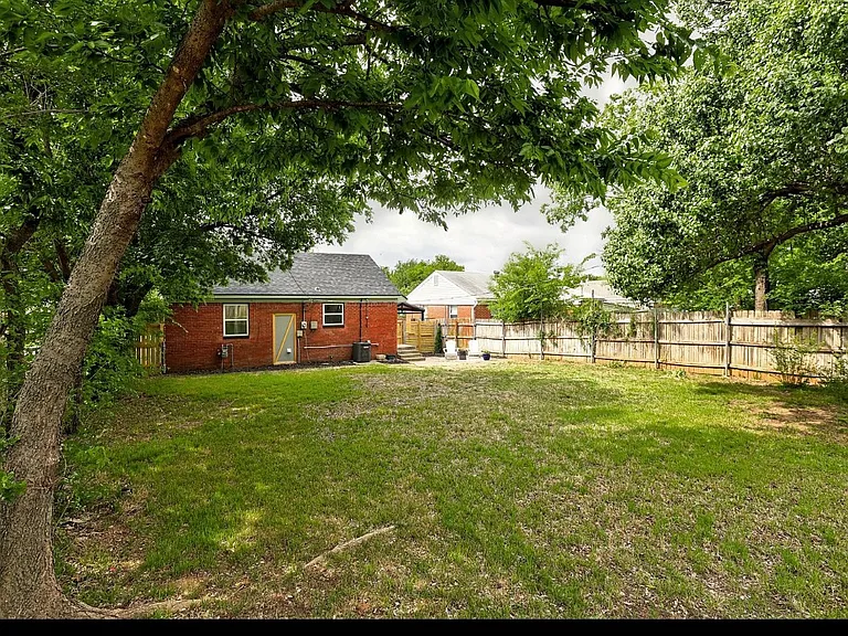 3041 W Eubanks St — Photo 12