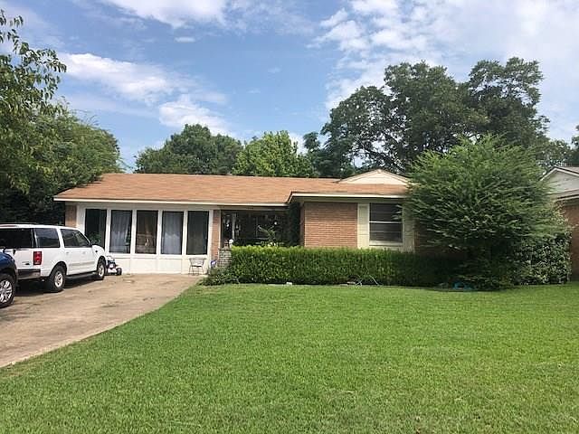 1st image of 506 Bedford Dr
