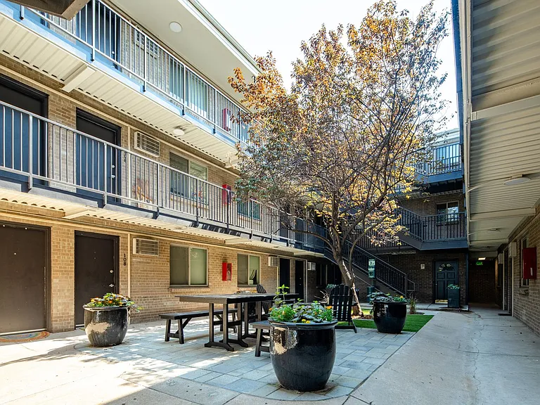 Miner Court — Photo 15