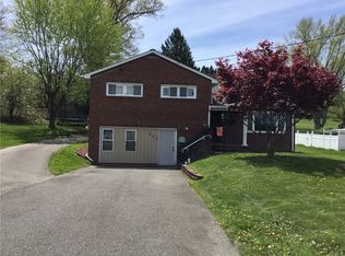 207 Alameda Rd, Butler, PA 16001