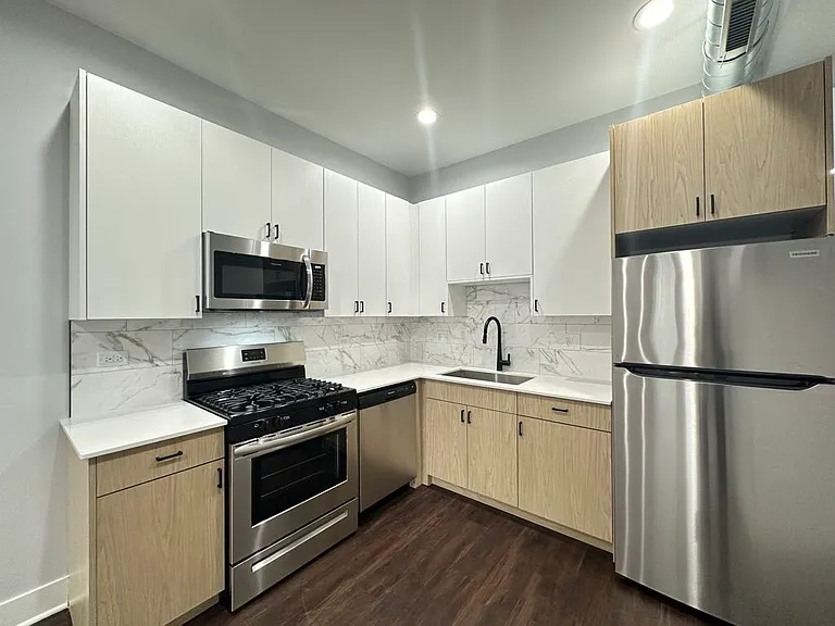 2171 W Wilson Ave #6H — Photo 2