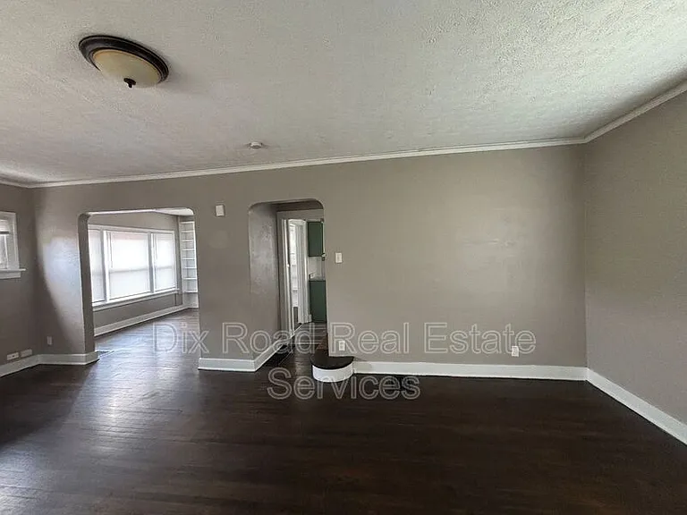 2312 Wyoming St — Photo 6