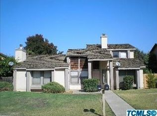 2016 E Woodsville Ct, Visalia, CA 93292
