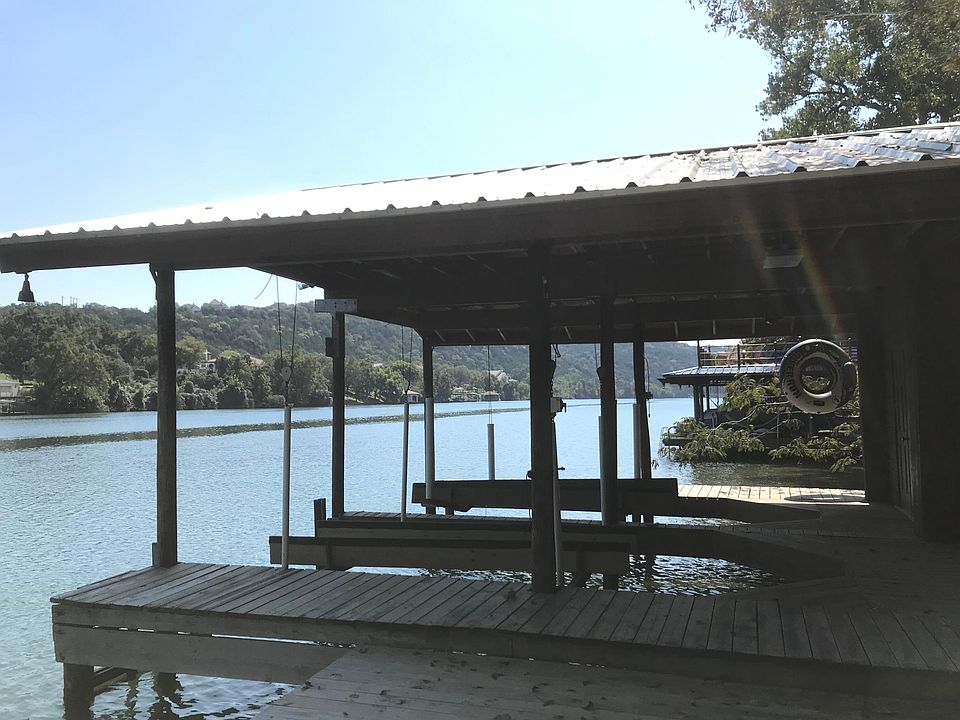 2nd image of 1909 Big Horn Dr