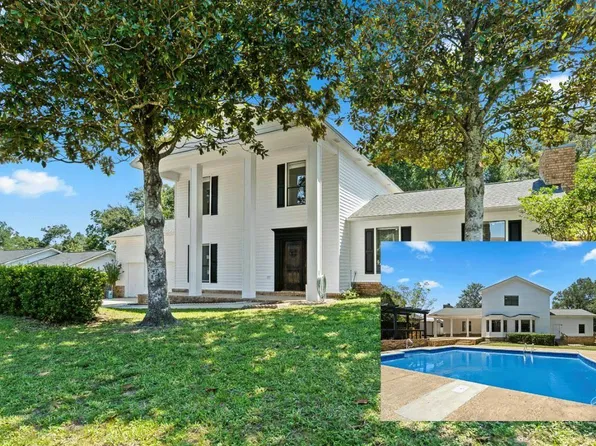 5818 Roble Loma Dr, Pensacola, FL 32526