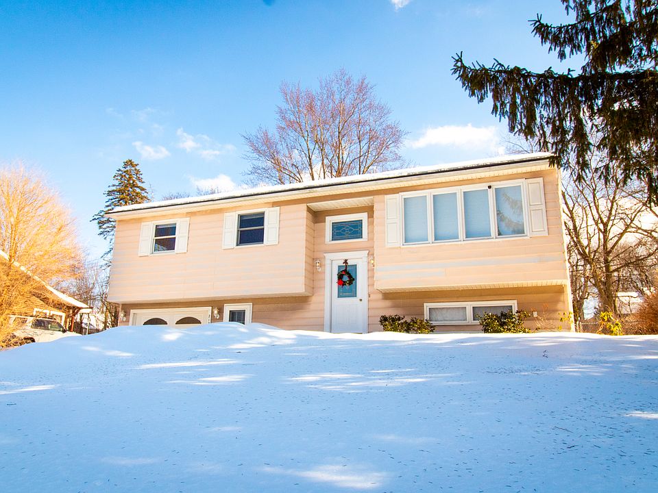 Front of the house - winter