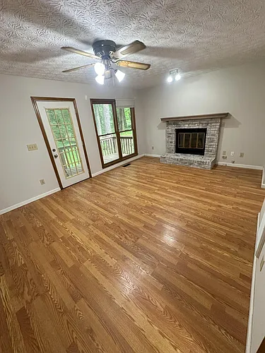 1126 Booth Ct SW Photo 1