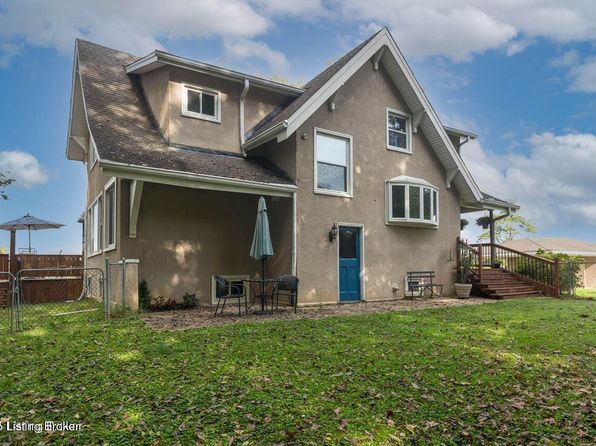 4618 River Front Dr, Louisville, KY 40216