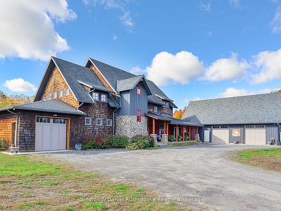 2nd image of 1422 Muskoka Rd #118
